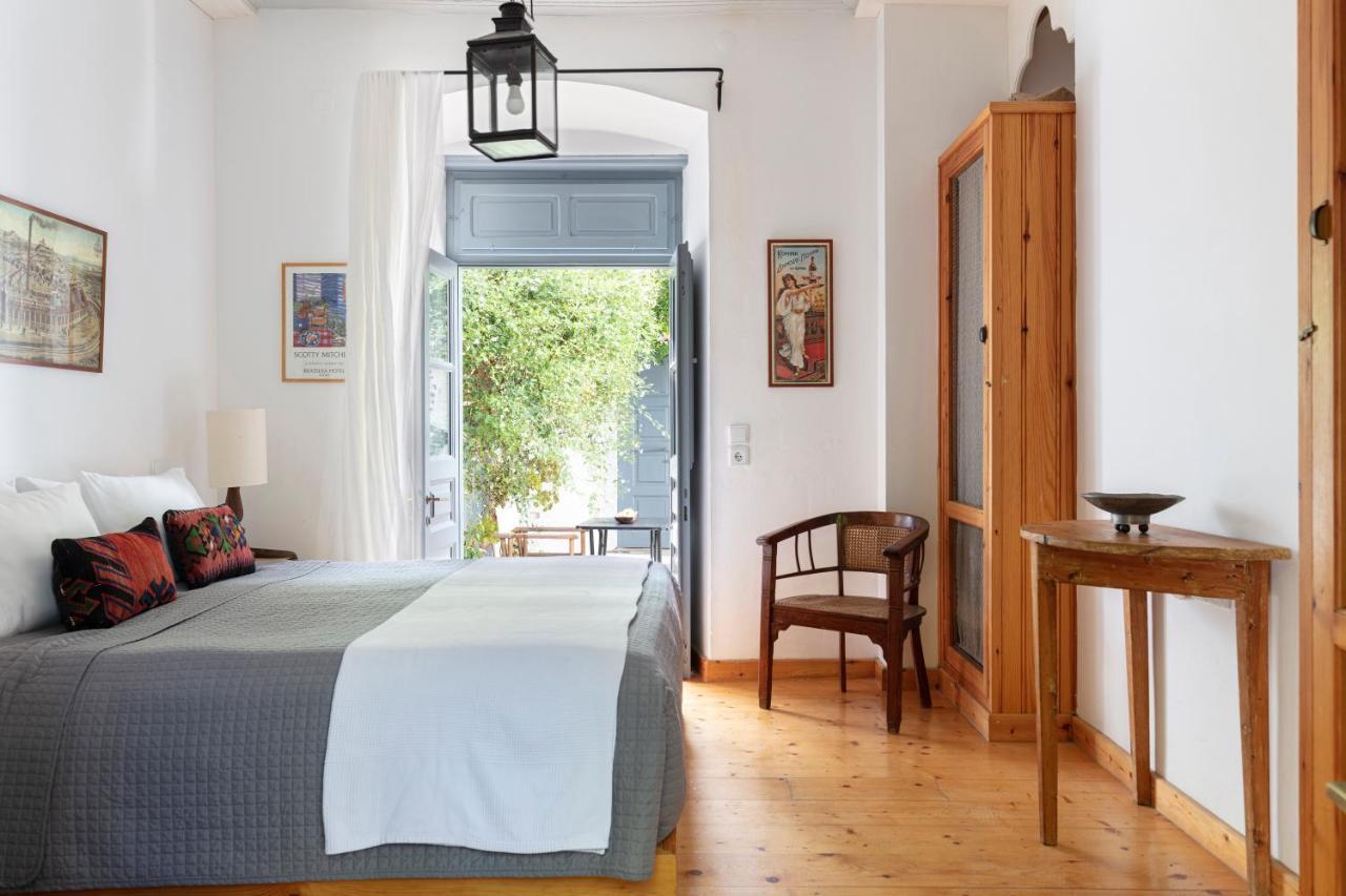 הידרה Bratsera Boutique Hotel מראה חיצוני תמונה
