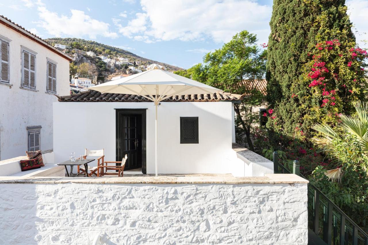 הידרה Bratsera Boutique Hotel מראה חיצוני תמונה