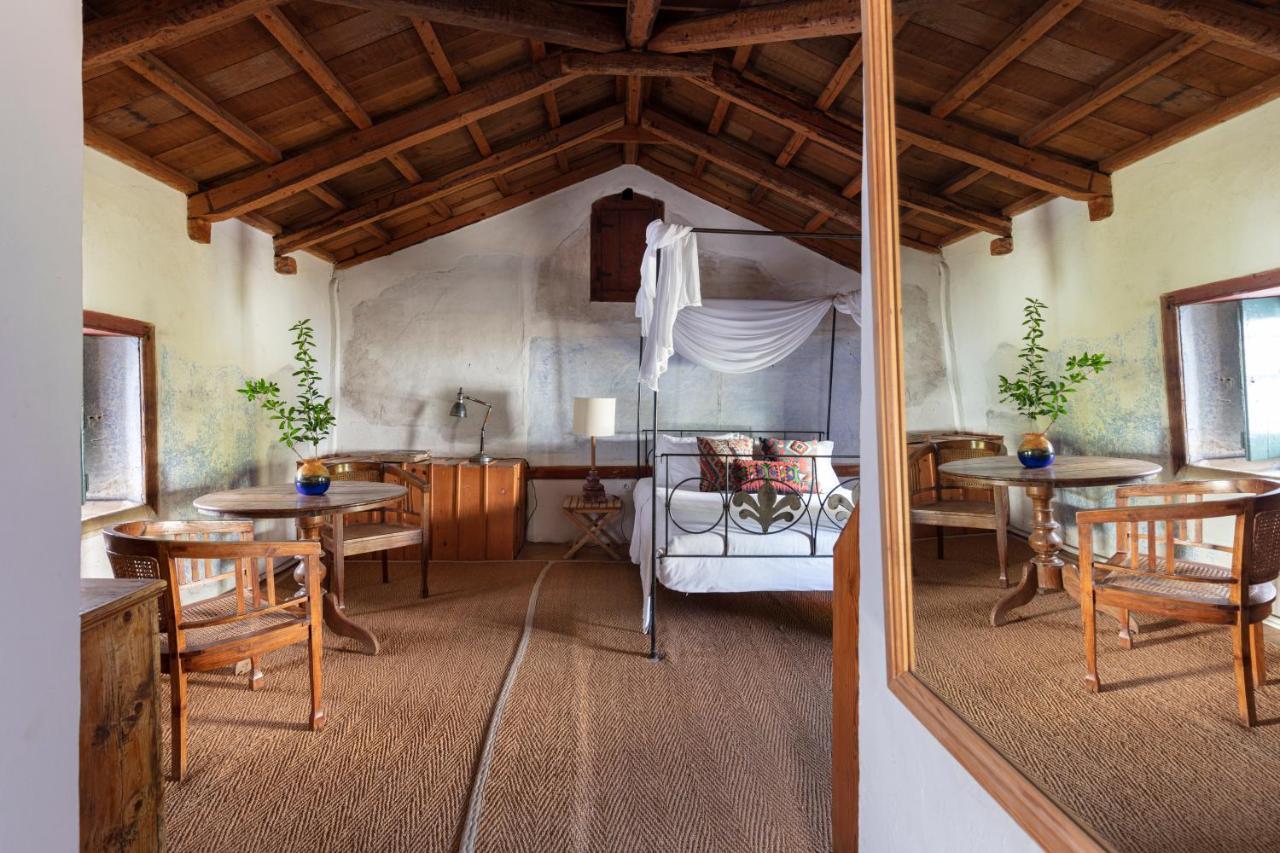 הידרה Bratsera Boutique Hotel מראה חיצוני תמונה