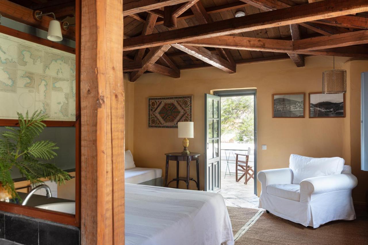 הידרה Bratsera Boutique Hotel מראה חיצוני תמונה