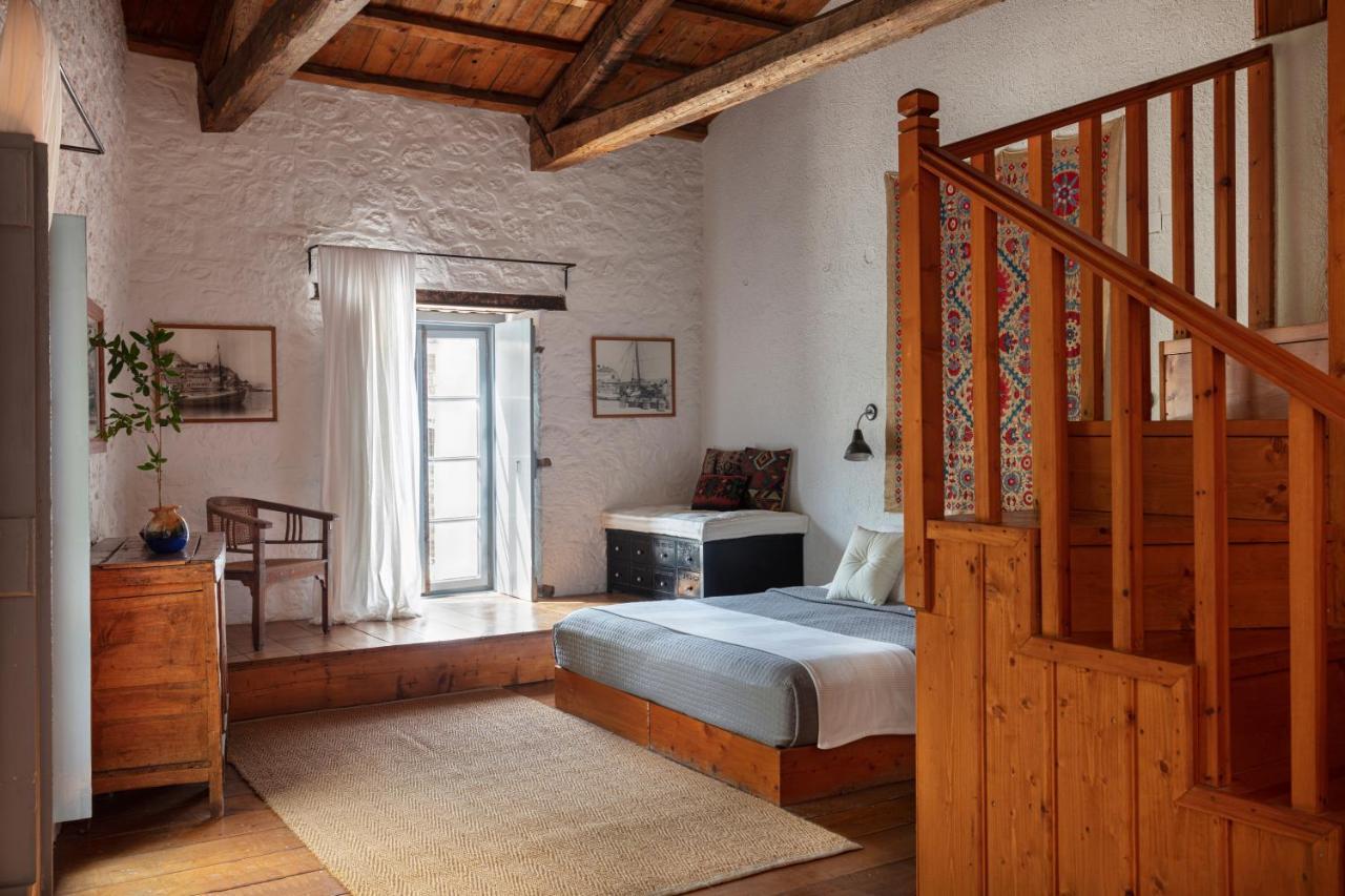 הידרה Bratsera Boutique Hotel מראה חיצוני תמונה