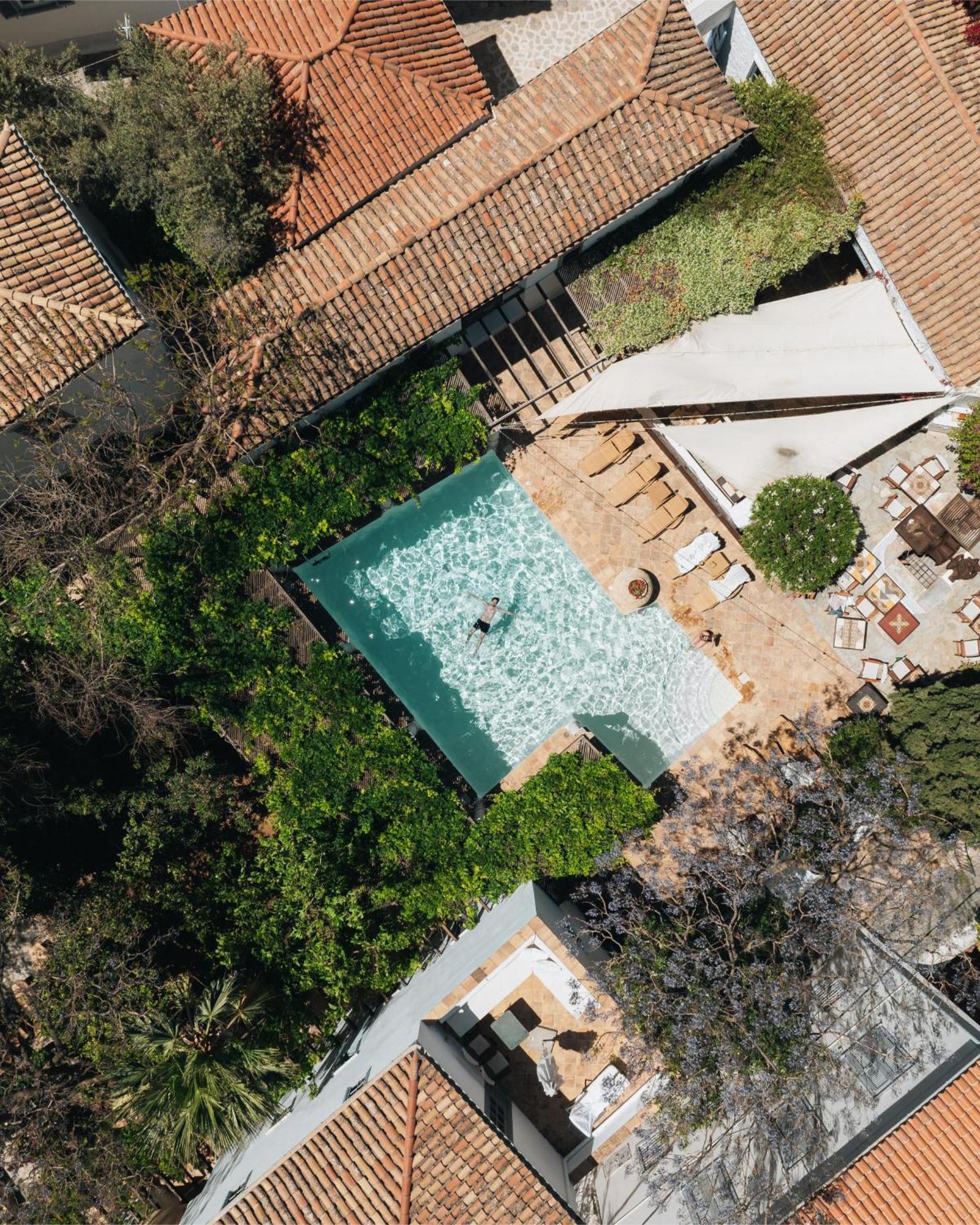 הידרה Bratsera Boutique Hotel מראה חיצוני תמונה